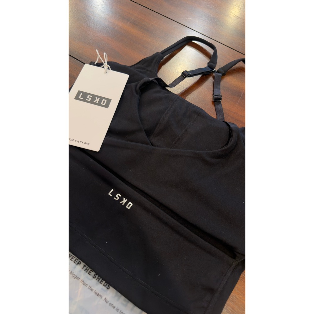 LSKD Twist Performance Tank with Shelf Bra Black Women XS Zephyr Fabric NWT NEW - Picture 10 of 16